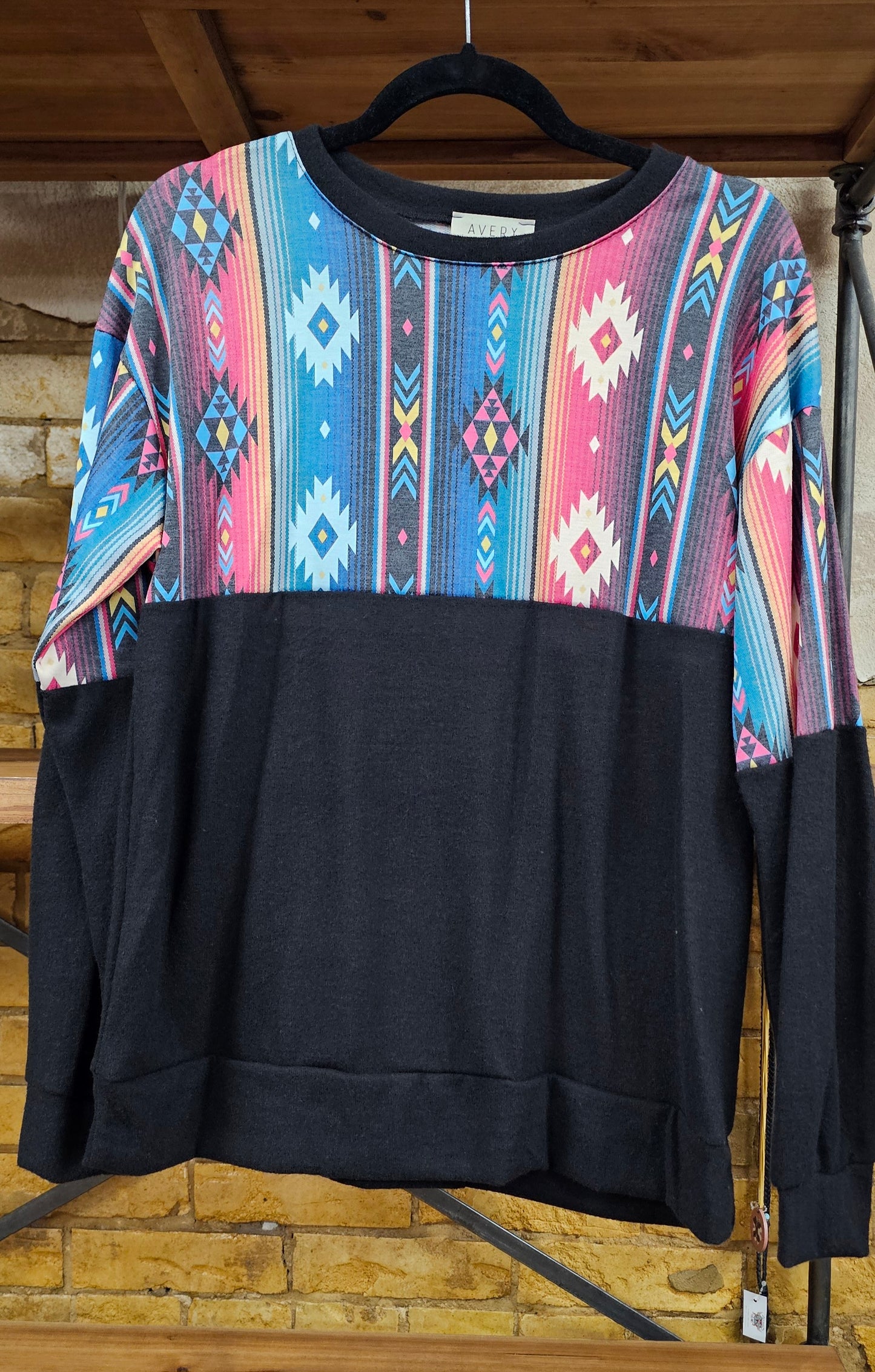 Avery Top size small