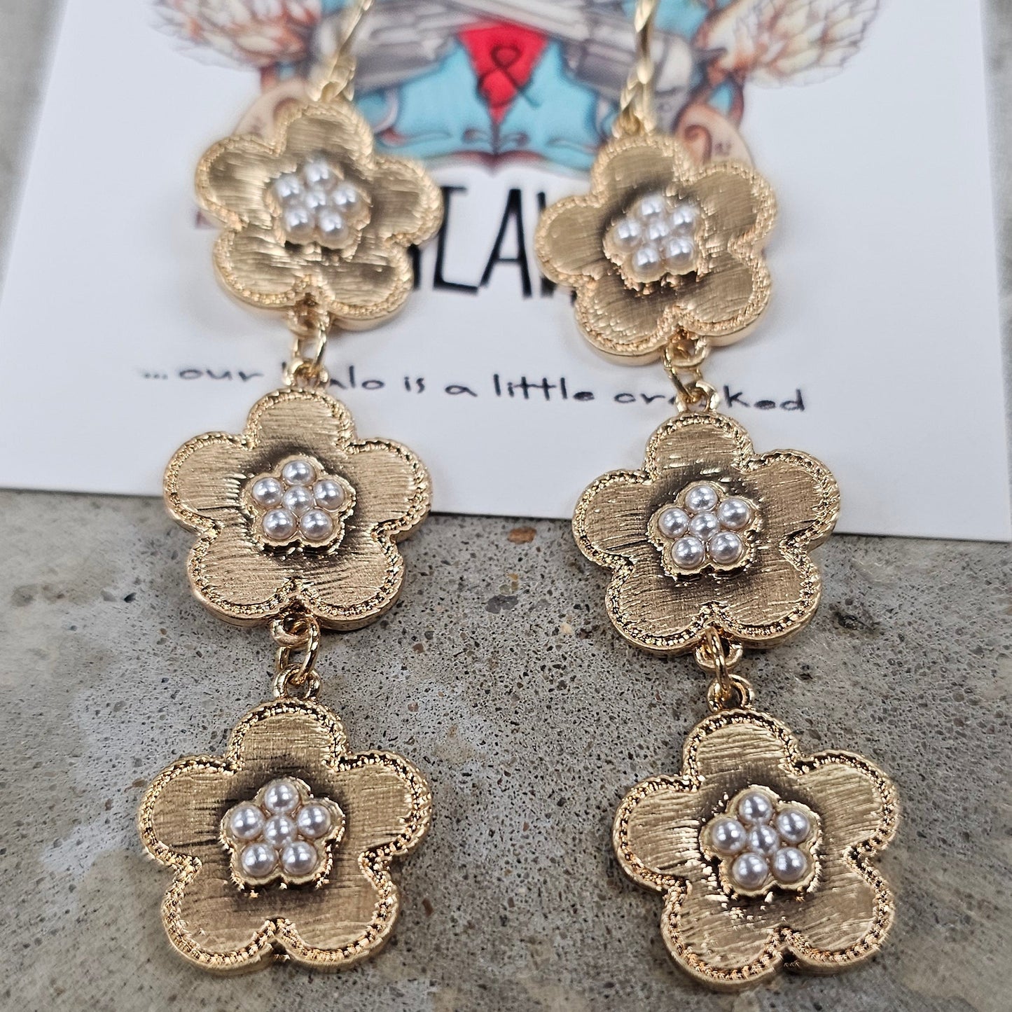 Flower drop earrings